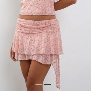 MOTEL Women's Theri Mini Skirt In Shadow Floral Pink Size Large